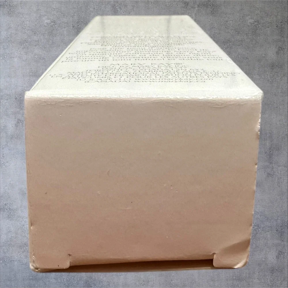 Mary Kay Medium Coverage Foundation Ivory 200 356000 1oz New Box Gray‎ Cap